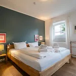 Appartement Madeleines Nest Eg List